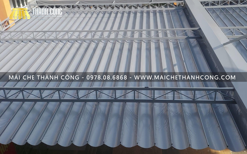 mái che trường học