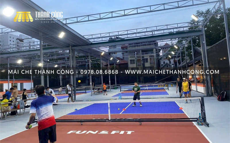 mái xếp sân Pickleball