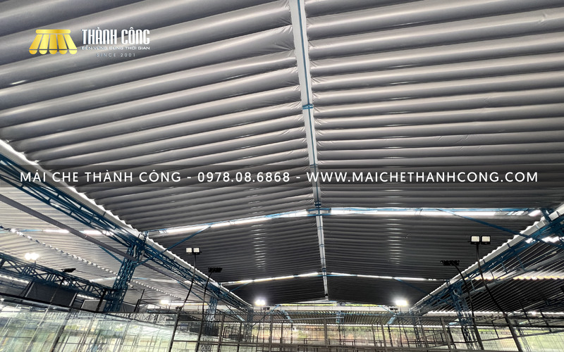 mái xếp sân Pickleball
