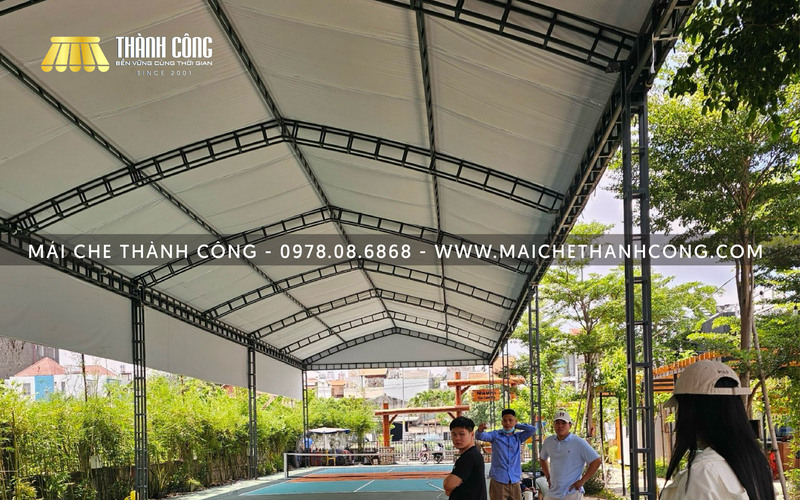 mái xếp sân Pickleball