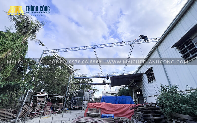 Thi công mái che kho hàng Thắng Lợi, Quận 7
