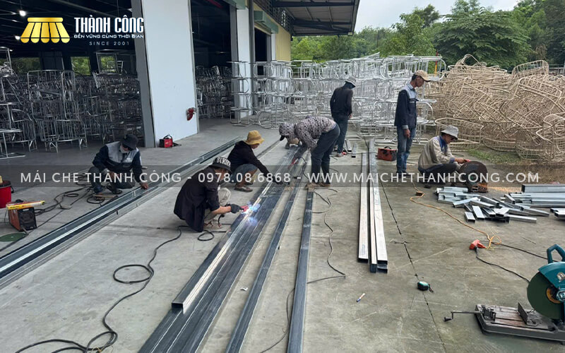 khung mái hiên, mái xếp