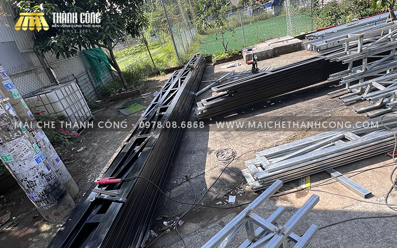 khung mái hiên, mái xếp
