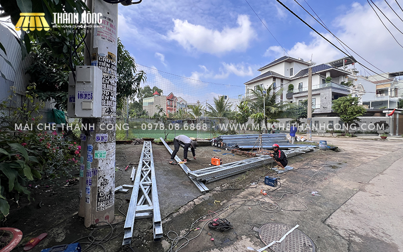 khung mái hiên, mái xếp