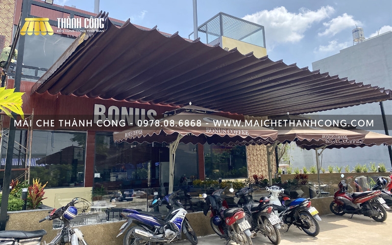 Mẫu mái bạt xếp che khu vực đậu xe