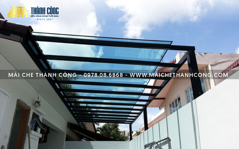 Mái Polycarbonate giúp tận dụng tốt ánh sáng tự nhiên