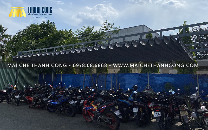 Lắp đặt mái che nhà xe cho nhà xưởng trong khu công nghiệp Lắp đặt mái che nhà xe cho nhà xưởng trong khu công nghiệp