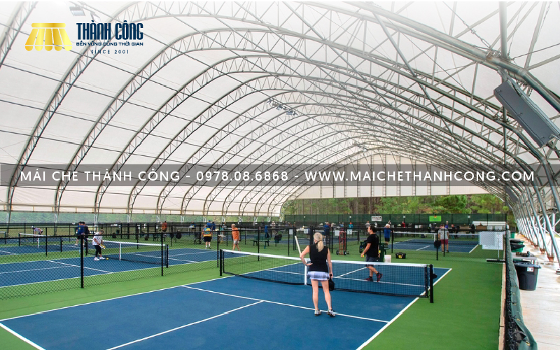 Lắp đặt mái che mang đến nhiều lợi ích thiết thực cho chủ sân và người chơi Lắp đặt mái che mang đến nhiều lợi ích thiết thực cho chủ sân và người chơi