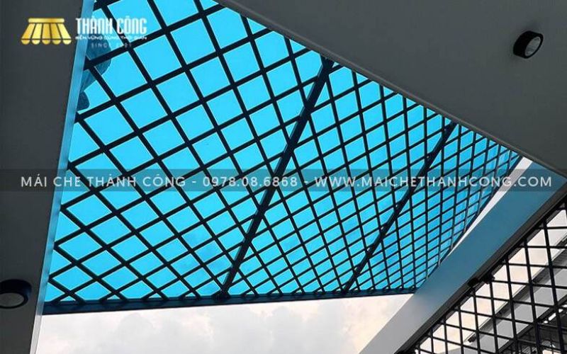 Mái che nhựa lấy sáng giúp tối ưu ánh sáng tự nhiên