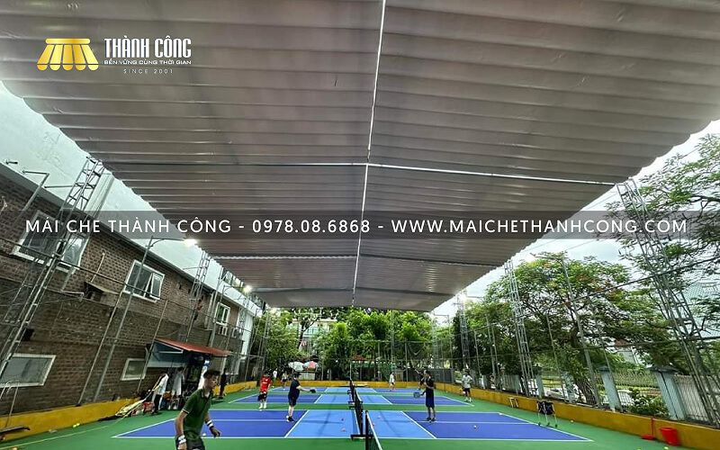Thi công mái che bạt xếp cho sân Pickleball tại Bình Dương