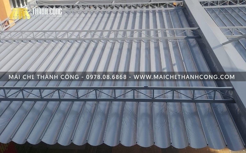 Mẫu mái bạt kéo motor tự động tiện dụng