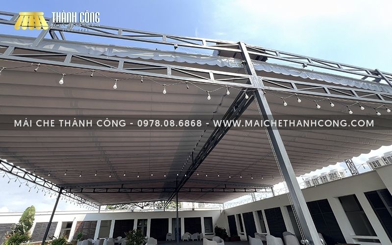 Mẫu mái xếp di động bền đẹp giúp không gian thêm sang trọng Mẫu mái xếp di động bền đẹp giúp không gian thêm sang trọng