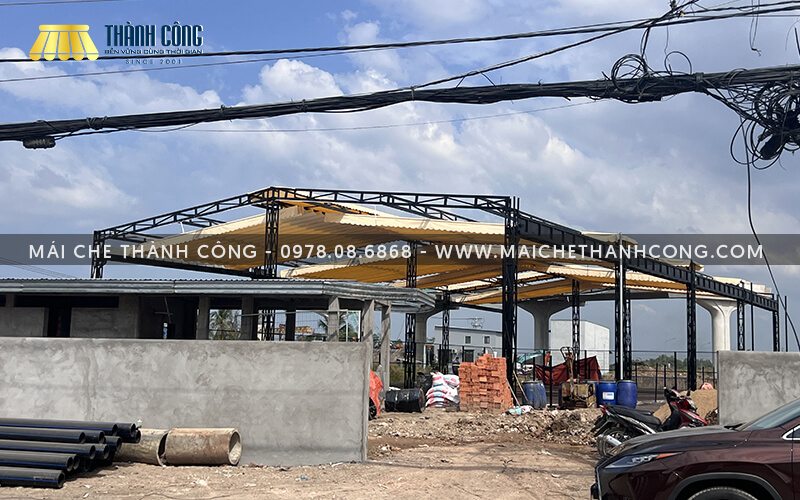 Chi phí thi công mái che, mái xếp tại Xuân Lộc phụ thuộc vào diện tích và vật liệu