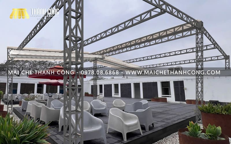 Quy trình lắp đặt mái xếp bạt kéo chuyên nghiệp tại công trình