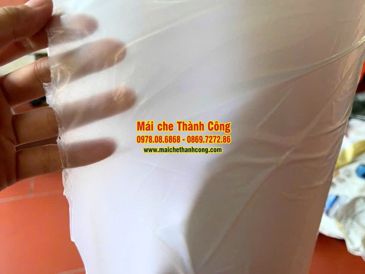 Bạt Nilon lót sàn đổ bê tông